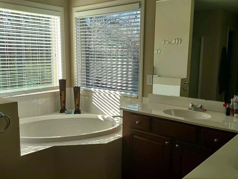 1240 Grayson Oaks Dr — Photo 10