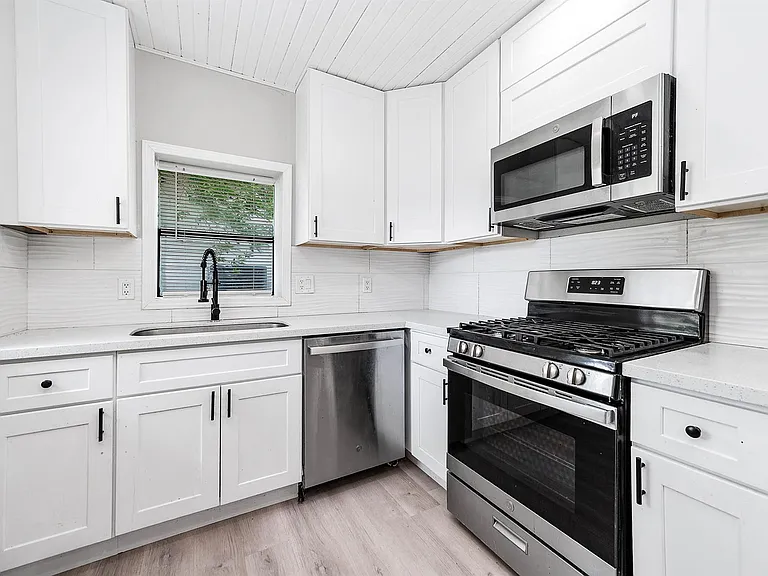 4356 Phlox St — Photo 33