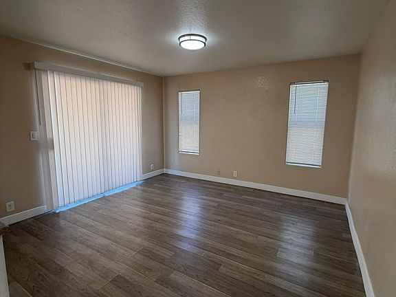 3rd image of 4643 N Guadal Dr
