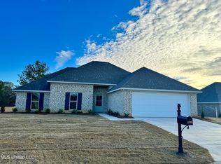 635 Westfield Dr, Pearl, MS 39208