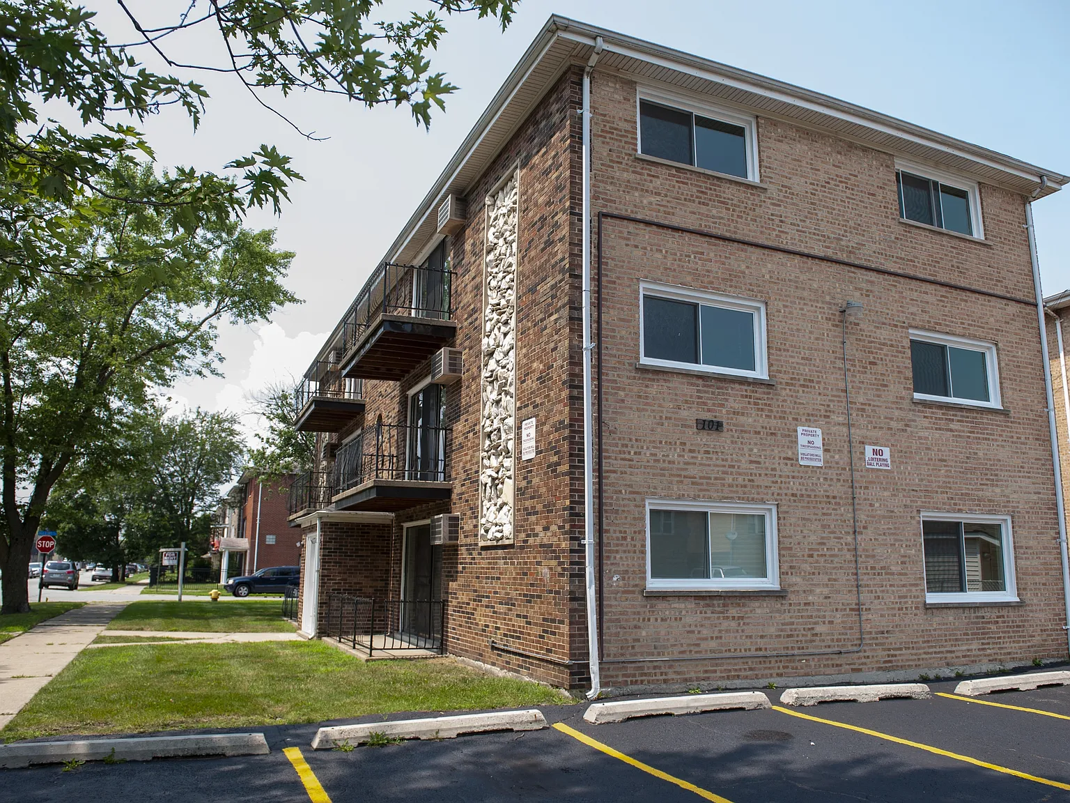 Oglesby - 3W — Photo 2