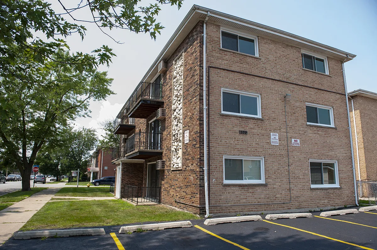 Building Photo - 101 Oglesby Ave #3W
