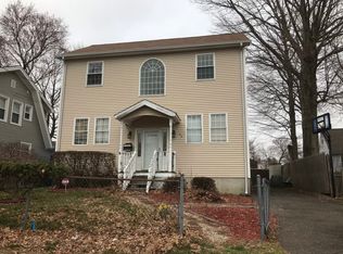 43 Higgins Ave, Bridgeport, CT 06606