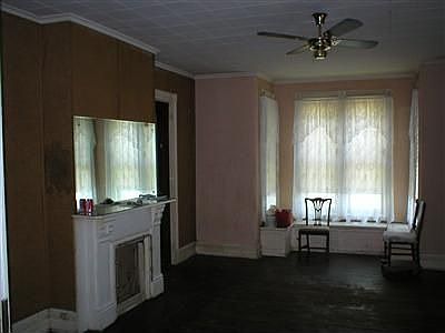 5th image of 3749 Pennsylvania Ave