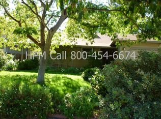 235 Almond Way, Healdsburg, CA 95448