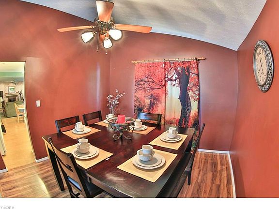 5th image of 7142 Fox Hill Dr