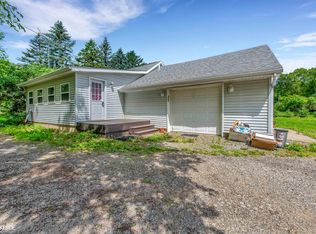 665 S Lake Pleasant Rd, Attica, MI 48412