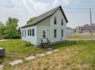209 Lakeview Dr, Dexter, NY 13634