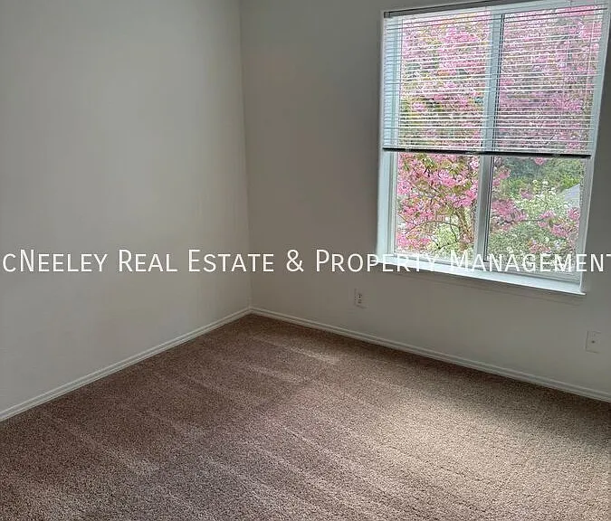 3883 SE 136th Ave — Photo 11