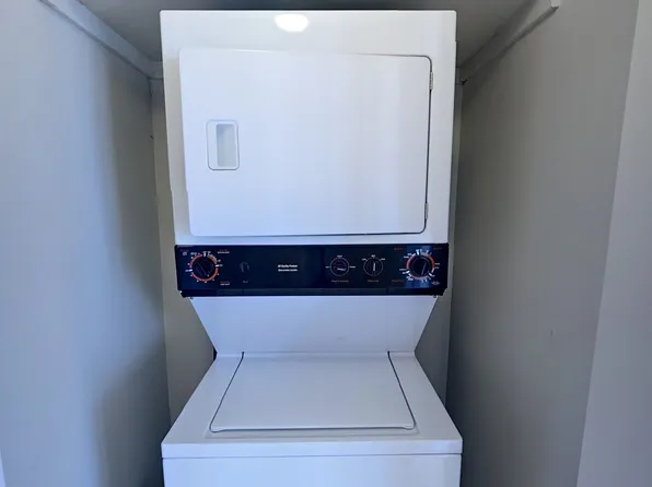 240 East 86th Street image 5 of 13