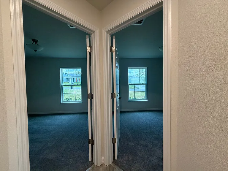 678 W Walkertown Dr — Photo 15