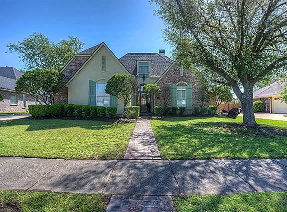 2nd image of 2408 Churchill Dr
