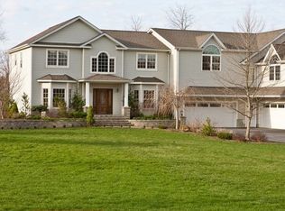 60 Bushwick Rd, Poughkeepsie, NY 12603