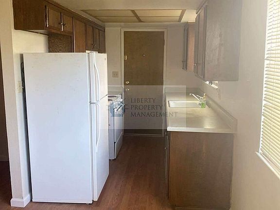 2nd image of 530 E Yorkshire Dr #4
