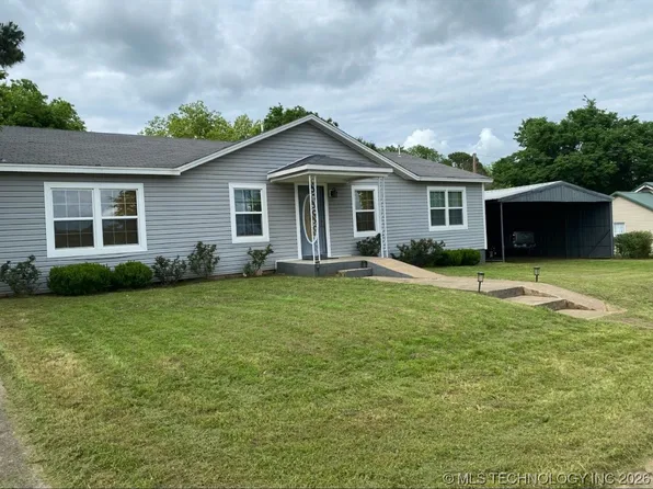 906 N 1st St, Quinton, OK 74561