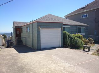 3432 Belvidere Ave SW, Seattle, WA 98126