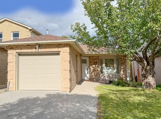 37 Angus Dr, Ajax, ON L1S 5C4