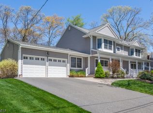 3 Misty Mountain Rd, Randolph, NJ 07869