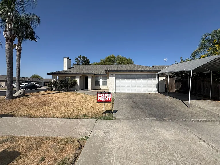 391 Trinity Ct — Photo 1