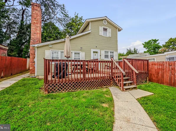 22 W Hazeldell Ave, New Castle, DE 19720