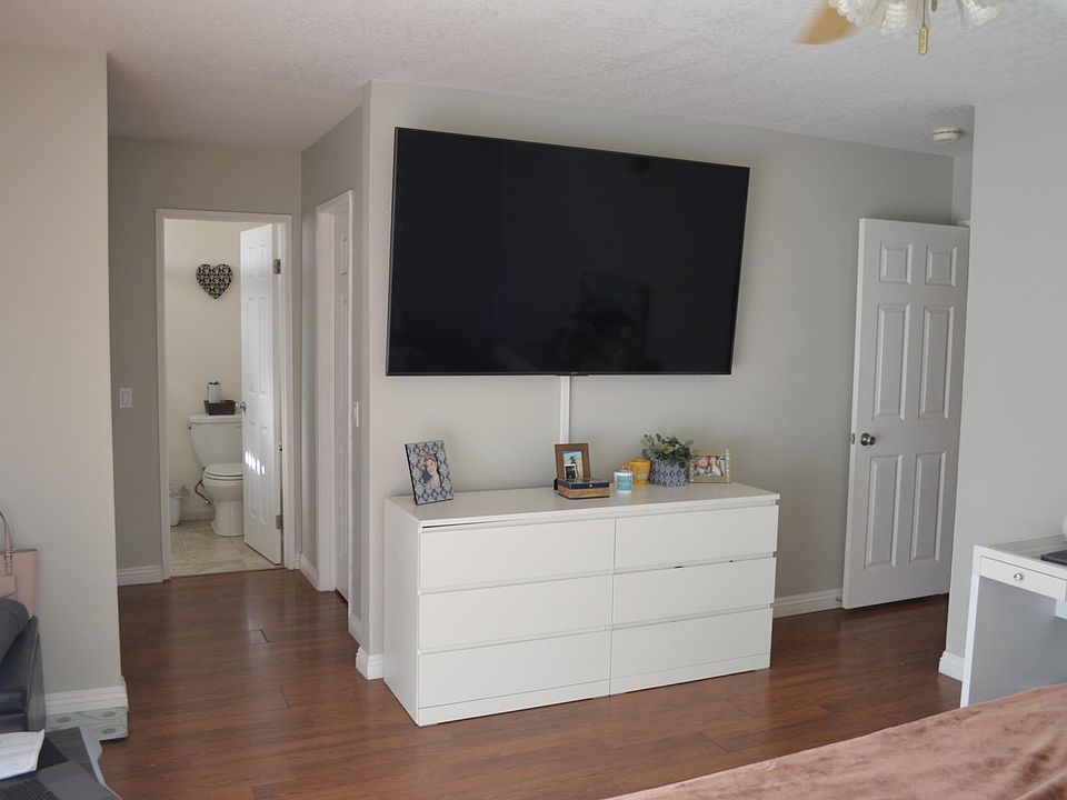 1st image of 10423 Cartilla Ct
