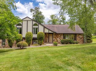3300 Fox Run Ct, Morgantown, WV 26508