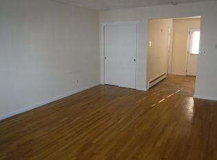 51 Cushing St #3, Waltham, MA 02453