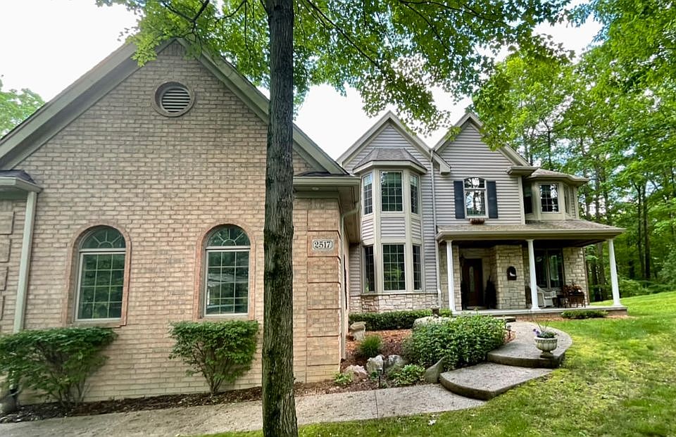 1st image of 2517 White Pine Dr