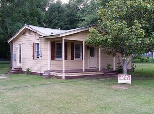 425 N Lake St, Waskom, TX 75692