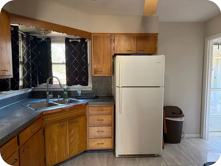 257 Old Loudon Rd — Photo 9