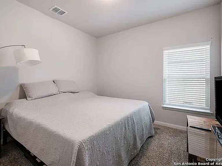 8909 Elizabeth Park — Photo 4