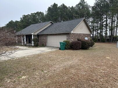 3rd image of 3385 Valencia Dr