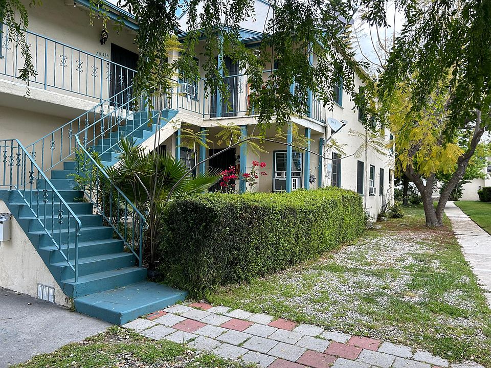 1st image of 1033 E Glenoaks Blvd #1033