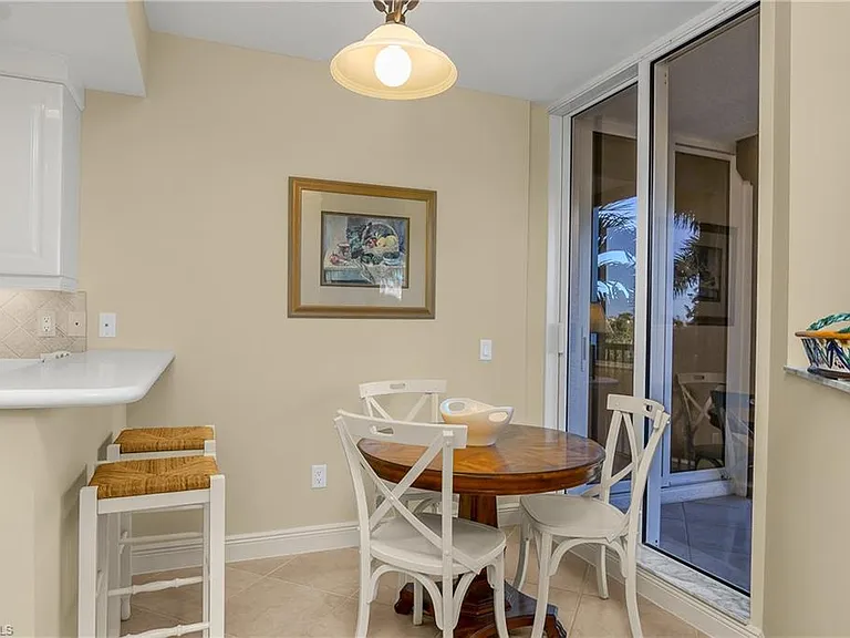 7225 Pelican Bay Blvd #204 — Photo 12