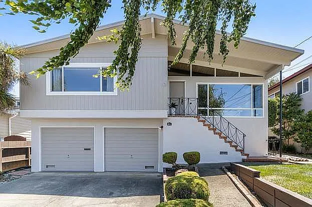 3611 Reposo Way photo 1