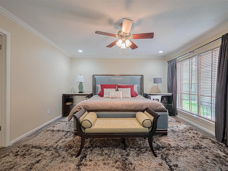 12231 Carriage Hill Dr — Photo 18