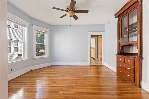 38 George St Photo 1