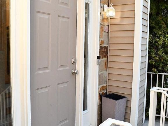 4th image of 177 Clarken Dr