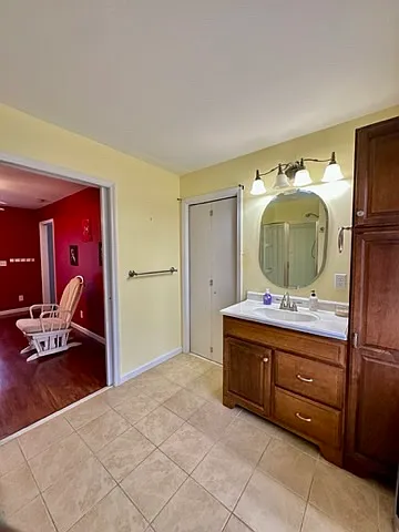216 Leonard Cir — Photo 12
