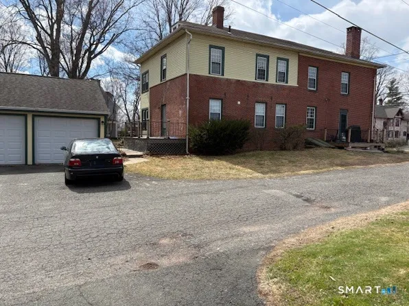 916 Windsor Ave APT 2W, Windsor, CT 06095