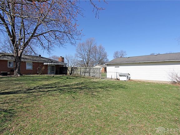4th image of 237 Woodlawn Dr