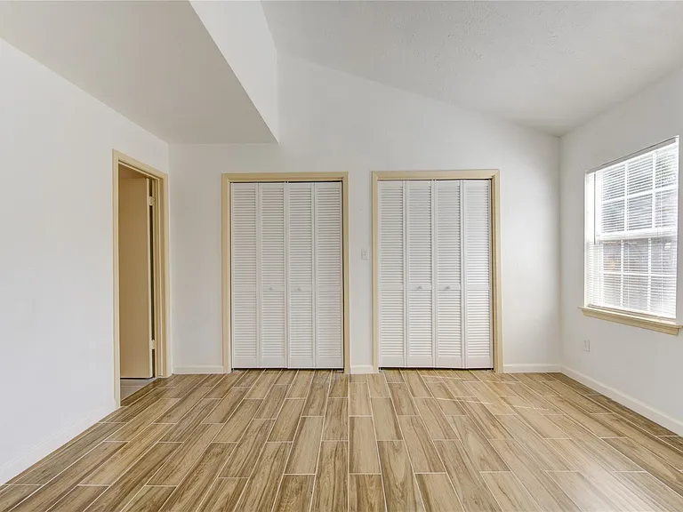 4403 Willow Beach Dr — Photo 18