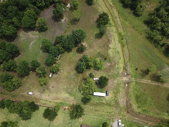 2nd image of 5820 Williams Dr