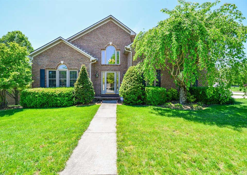 1st image of 237 Park Lakes Dr