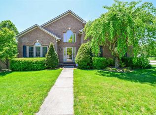 237 Park Lakes Dr, Richmond, KY 40475