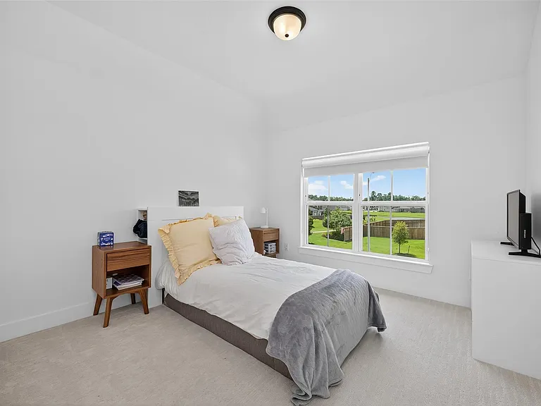 9722 Dani Lake Dr — Photo 30