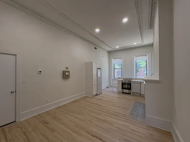 1919 Mount Vernon St #1F — Photo 6