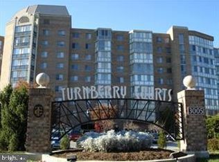 3005 S Leisure World Blvd APT 806, Silver Spring, MD 20906