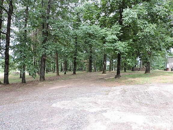 2nd image of 511 Private Road 3704