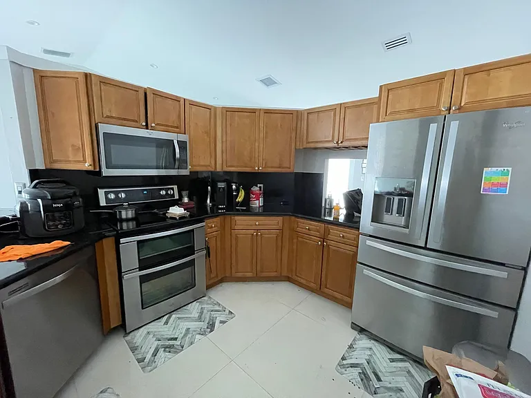 19361 SW 125th Ave — Photo 10